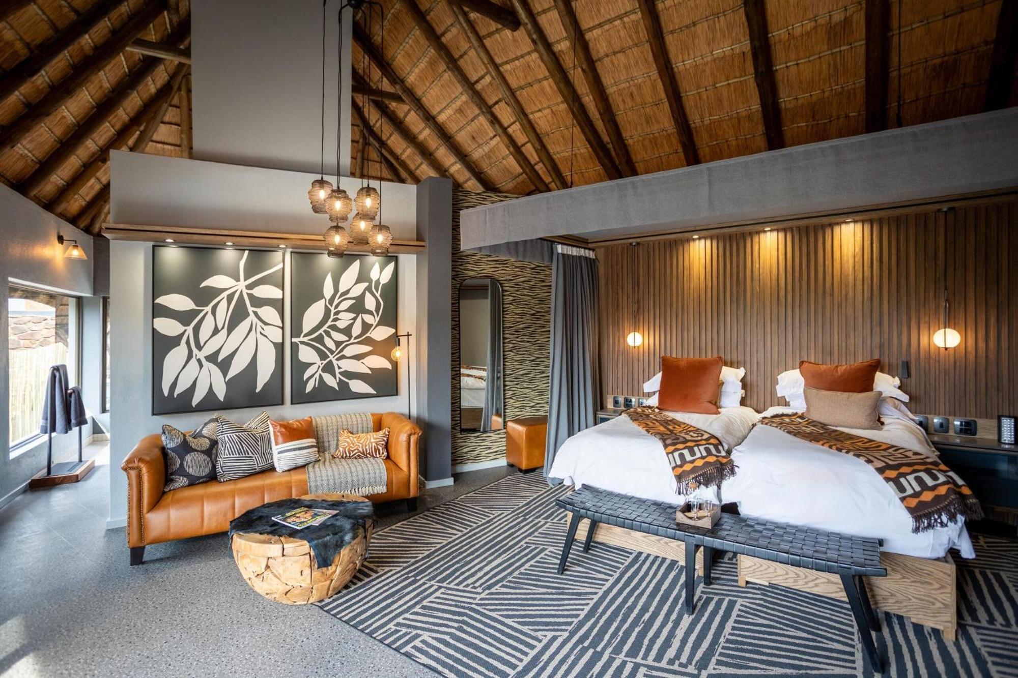 Tuningi Safari Lodge Заповедник Мадикве Экстерьер фото