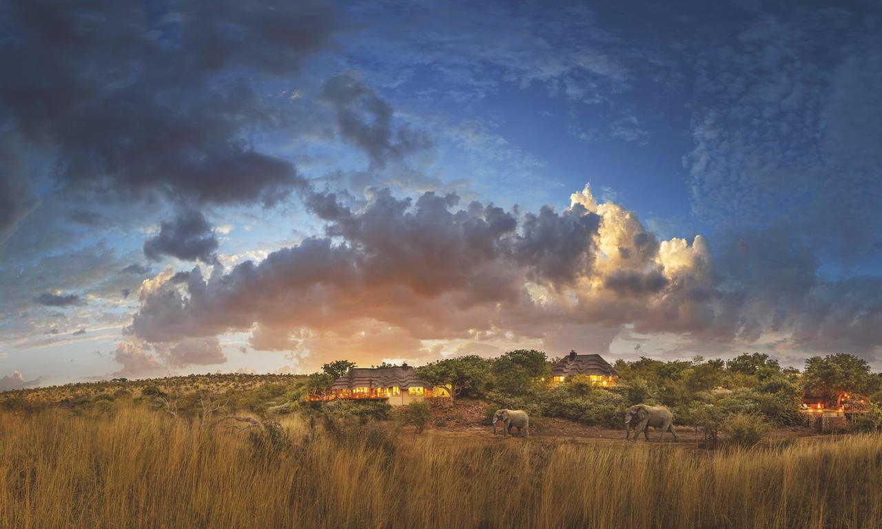 Tuningi Safari Lodge Заповедник Мадикве Экстерьер фото